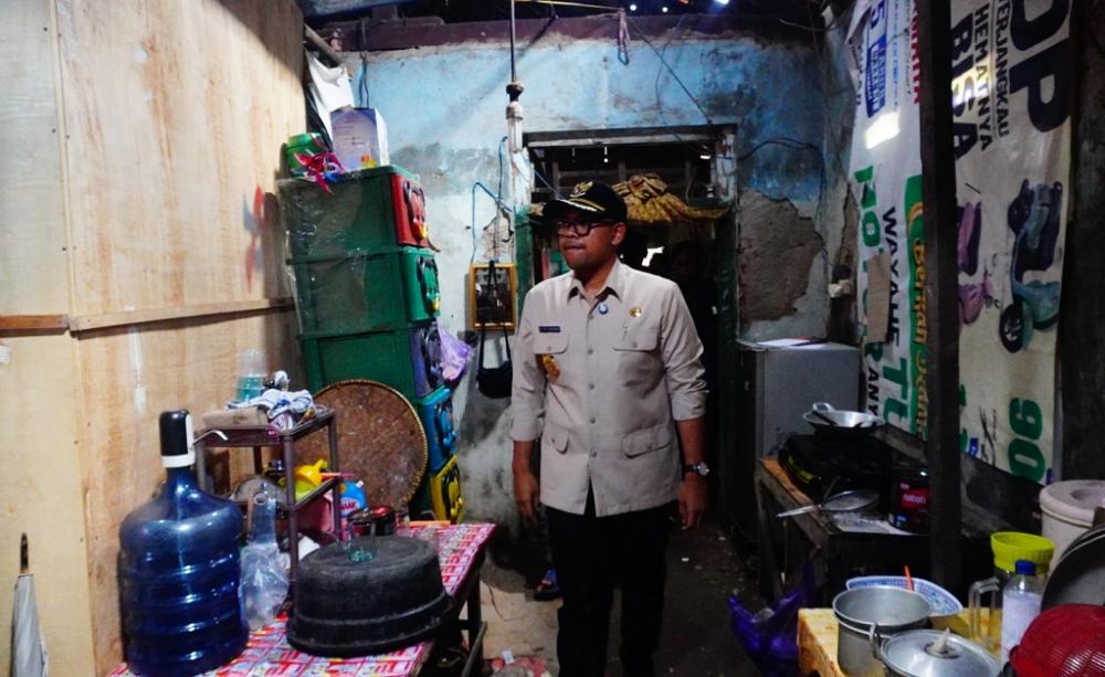 Bupati Batang Berikan Bantuan RTLH Dengan Total Rp2,9 Miliar