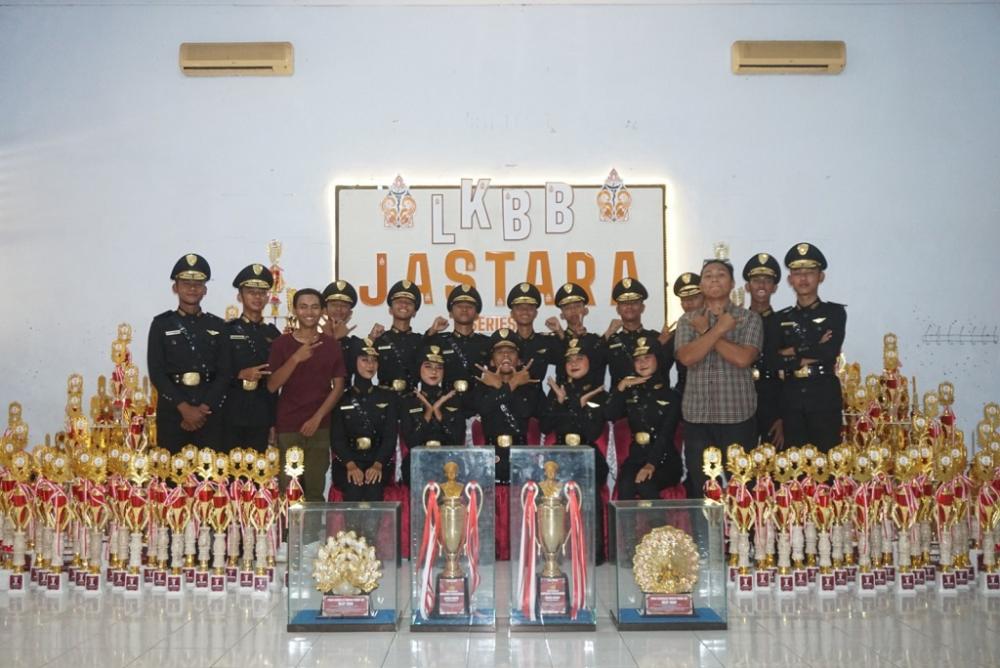 Juarai Lomba PBB se-Jawa, SMK Neswara Siap ke Solo