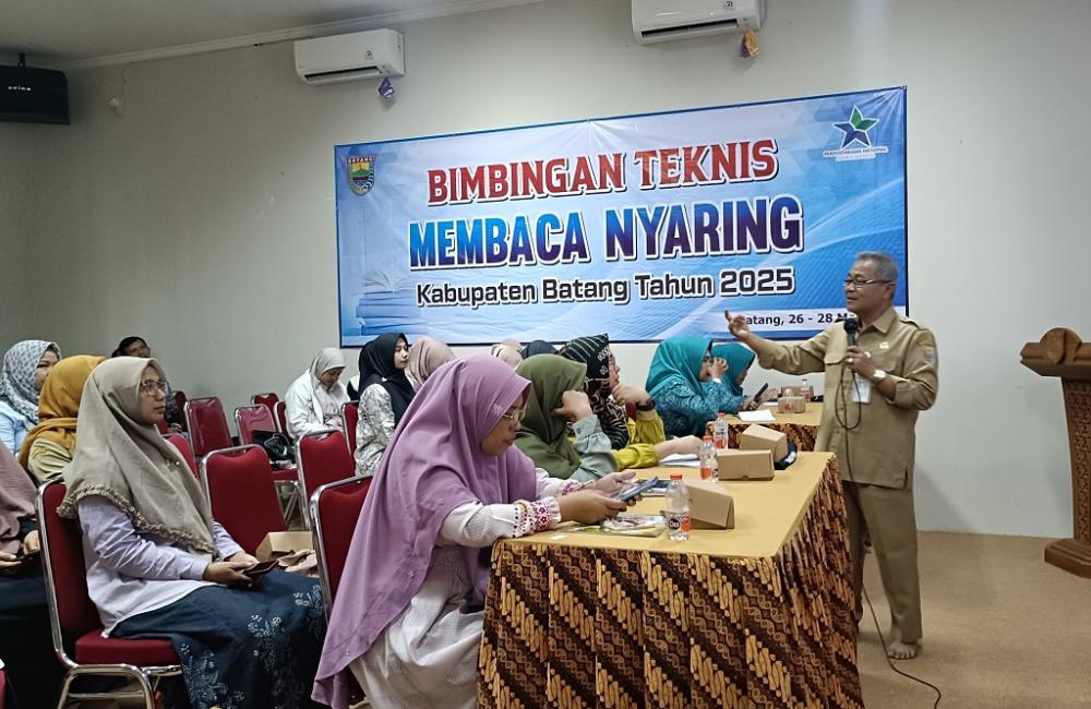 Strategi Membaca Nyaring, Upaya Disperpuska Batang Budayakan Literasi