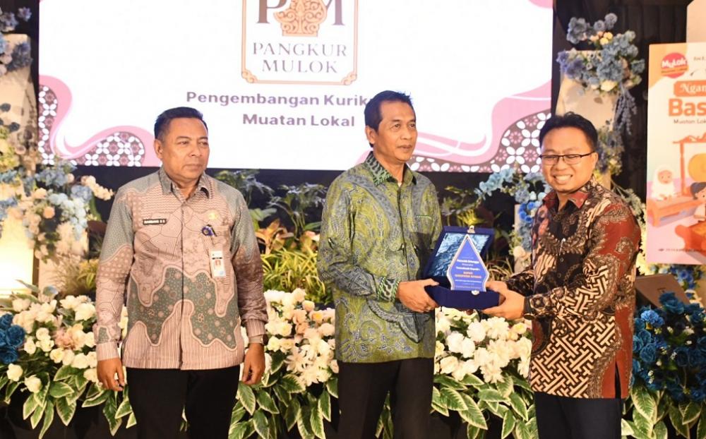 Demi Lestarikan Budaya Lokal, Disdikbud Batang Launching Pangkur Mulok