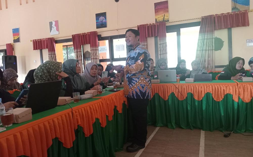 Transformasi Pendidikan di Era Digital, SMAN 1 Bandar Gelar IHT