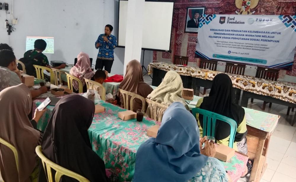 PUPUK Surabaya Berdayakan Wanita Tani Sodong Kelola Wanatani