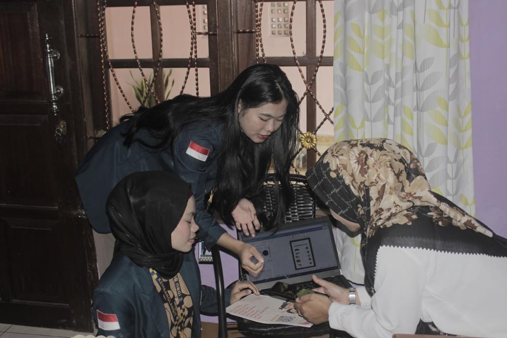 Mahasiswa KKN Undip Gelar Pelatihan Untuk Merancang Pembelajaran Interaktif