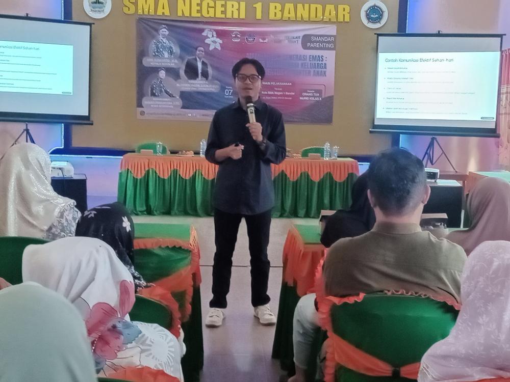 Orang Tua dan Guru Bersinergi Bentuk Karakter Anak di SMA Negeri 1 Bandar