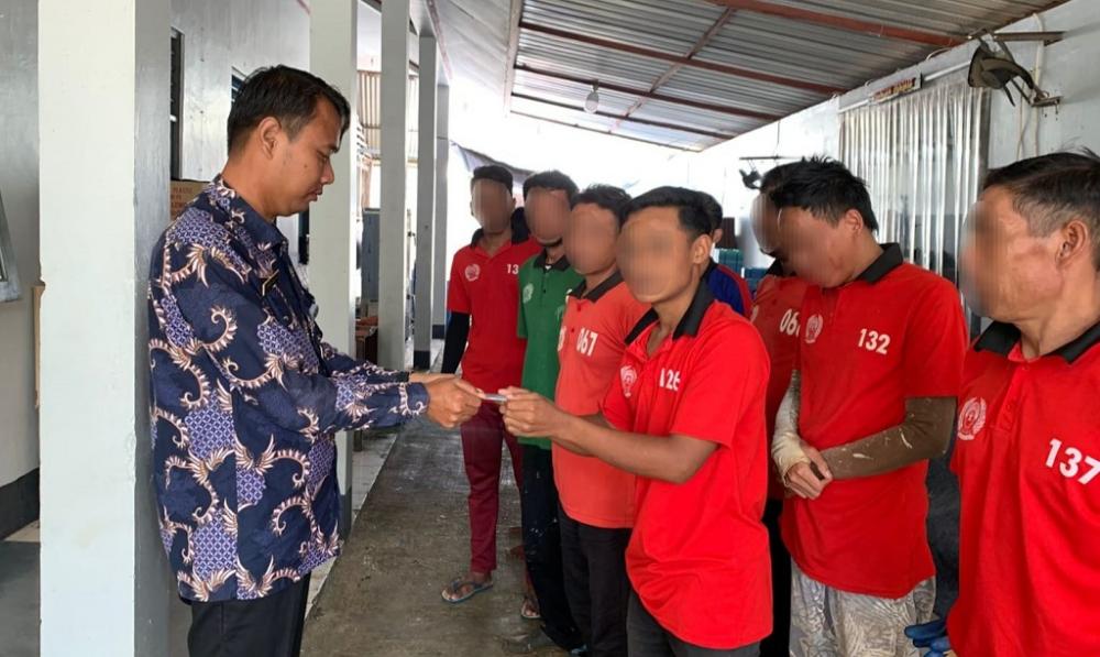 Bagikan Premi, Lapas Batang Optimalkan Layanan Nontunai WBP