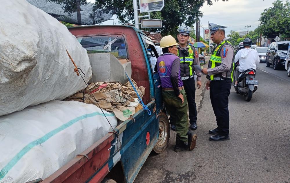Operasi Zebra, Satlantas Batang Temukan Kendaraan Menyalahi Peruntukan