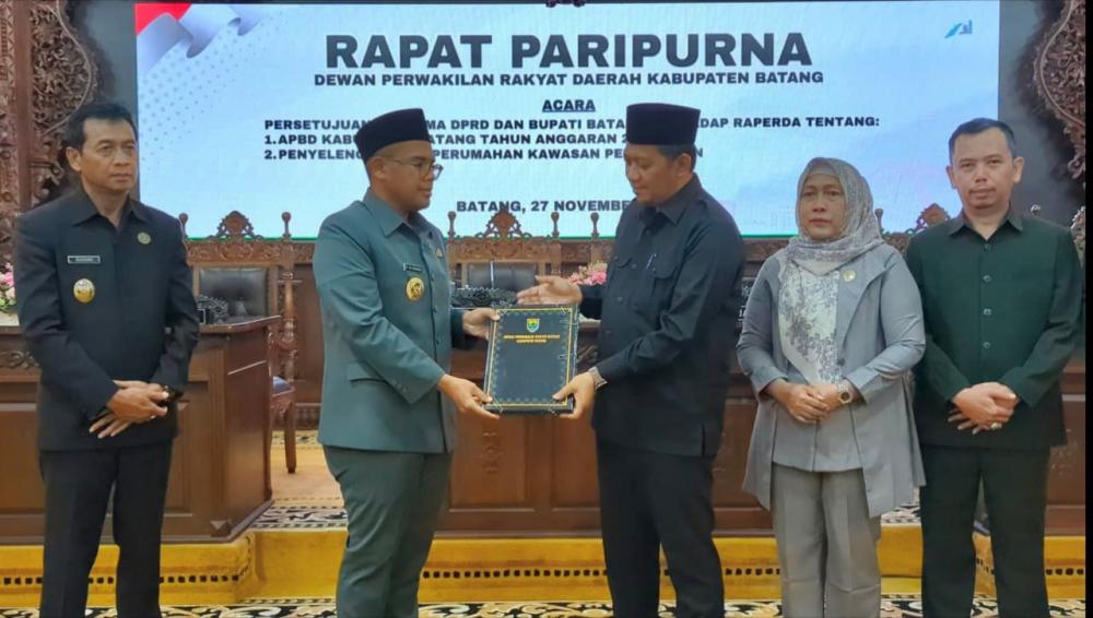 Pemkab Batang dan DPRD Sepakati Raperda APBD 2026