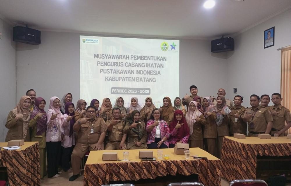 Tingkatkan Profesionalisme Pustakawan, Disperpuska Batang Bentuk Pengurus IPI