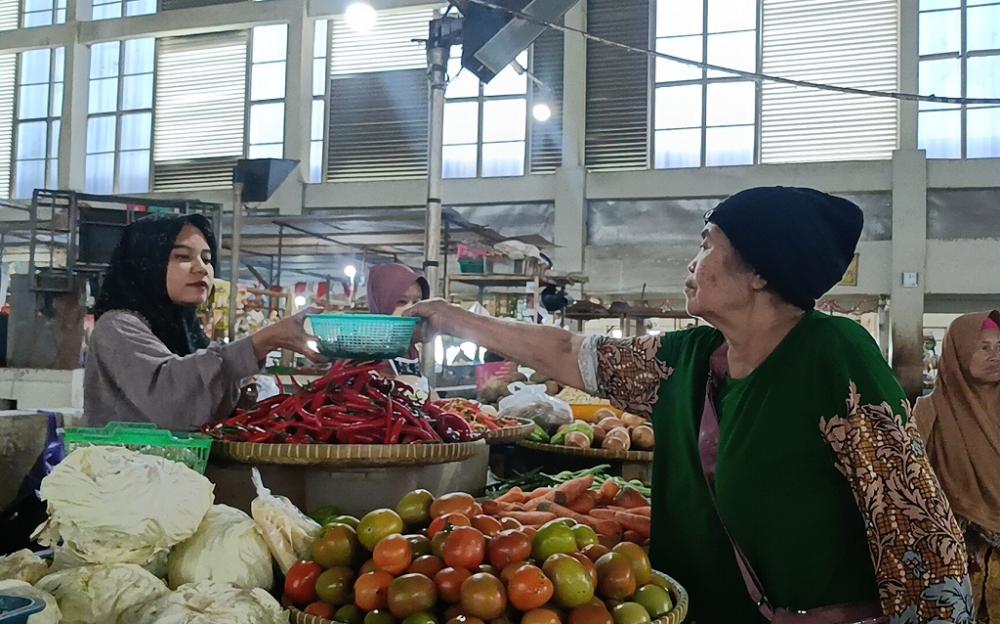 Jelang Natal, Harga Cabai Mulai Makin Pedas