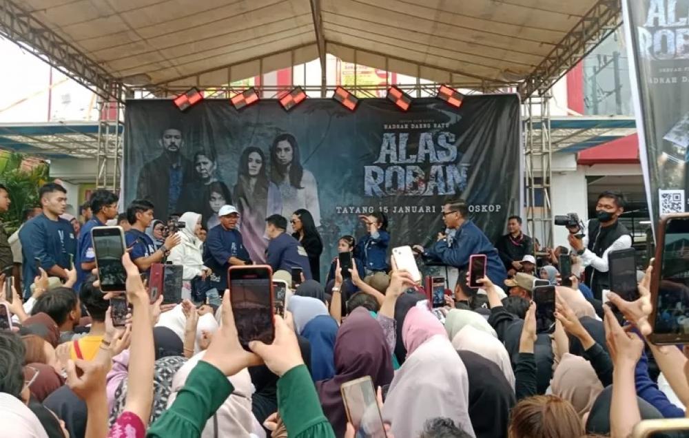 Premier Film Alas Roban di Batang, Angkat Mitos Jalur Tengkorak Pantura Era 90-an