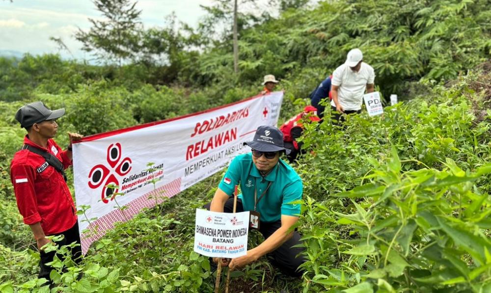 Peringati Hari Relawan, PMI Batang Lakukan Aksi Lingkungan dan Simulasi Kebencanaan