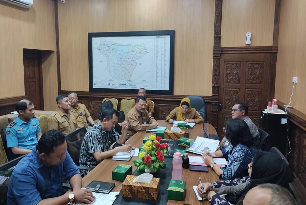 Tak Hanya Lumpur, Bangkai Kapal di Sungai Sambong Bakal Ditertibkan Tim Gabungan