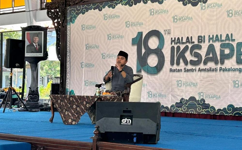 Dari Batang untuk Dunia: Mimpi Satu Miliar Amtsilati di Halal Bi Halal IKSAPBA ke-18