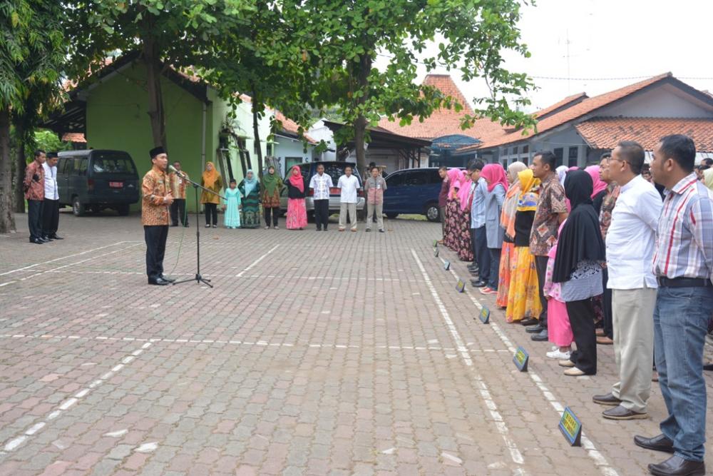 Bupati Wihaji Memimpin Apel Di Jajaran BPKPAD Batang