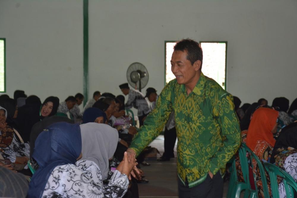 Wakil Bupati Suyono Akan Usahakan Gaji Guru Wiyata Bhakti Sesuai UMK