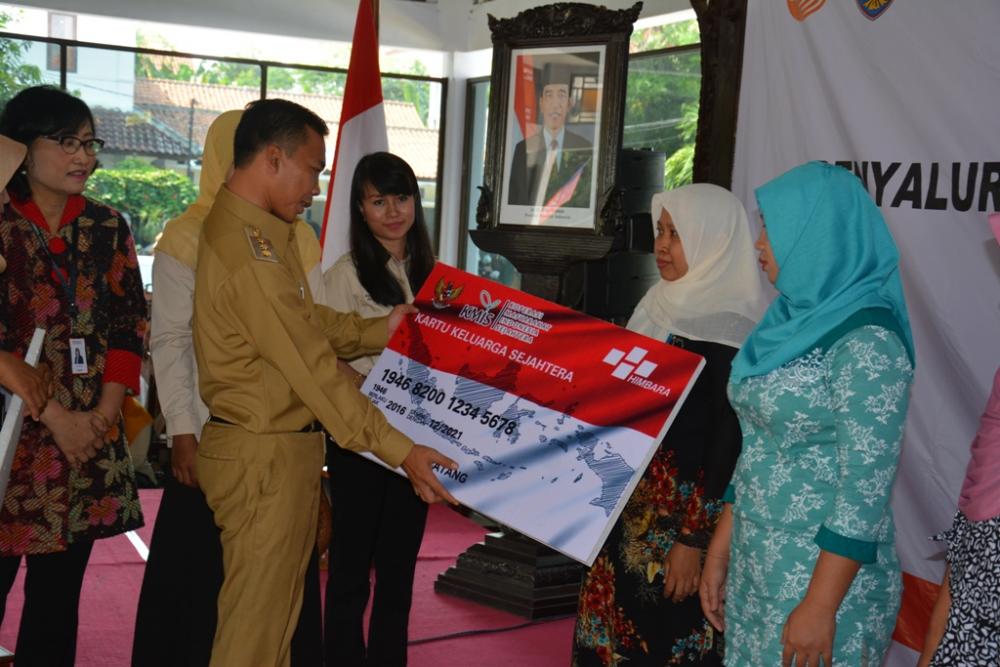 Bupati Batang Launching Penyaluran Bantuan PKH