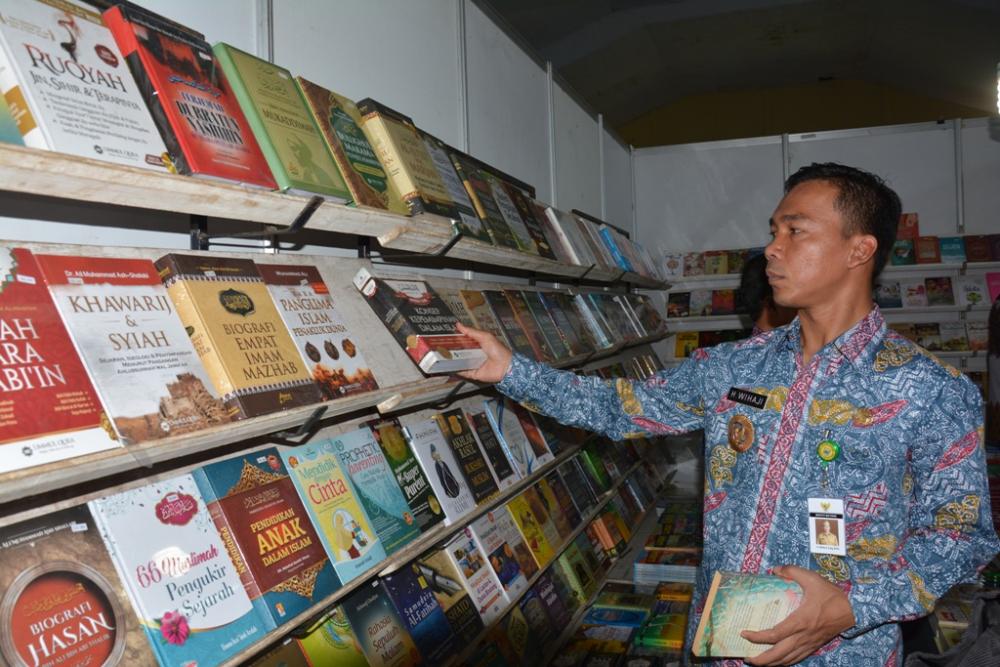 Aplikasi Perpustaan Menjadi PR Bupati Untuk meningkatkan Minat Baca