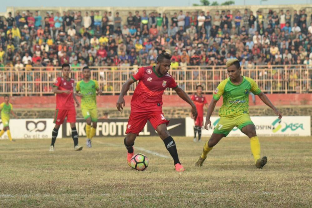 Persibat Harus Menang Melawan Cilacap Untuk Keluar Zona Merah