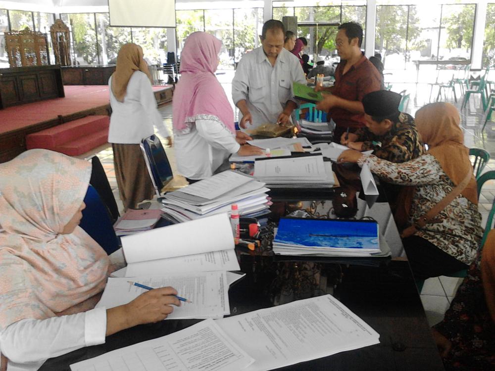 Pemkab Kucurkan Dana Hibah Rp. 6.841 Milyar