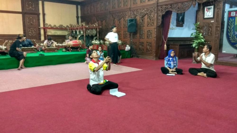 Kesenian Brendung Siap Ditampilkan Sebagai Penyampai Pesan