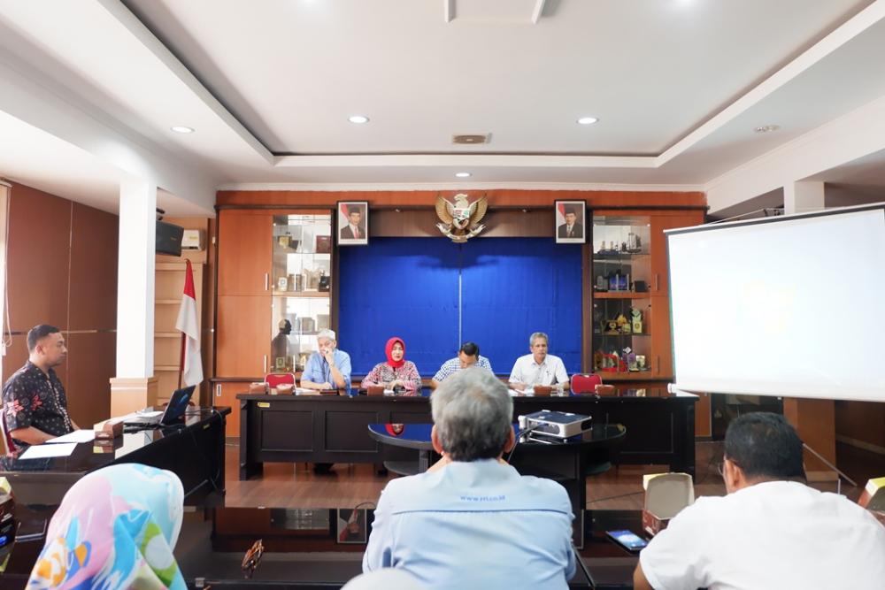 Diskominfo Batang Hadiri Rapat Kordinasi Pembuatan Rekor Muri Baru 