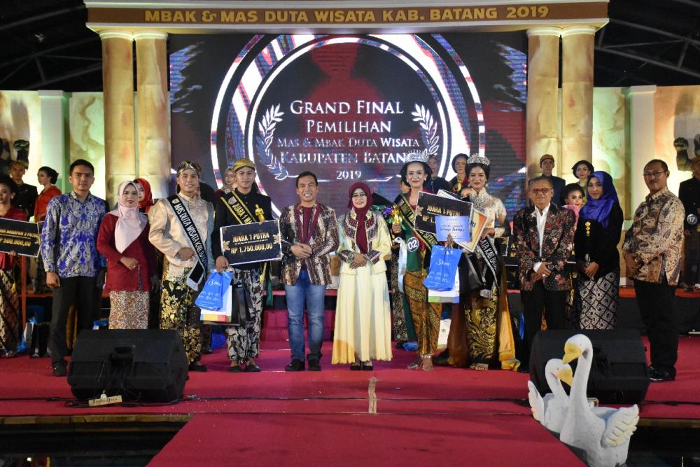 Bupati Batang : Tugas Duta Wisata Promosikan Batang dan Jaga Attitude