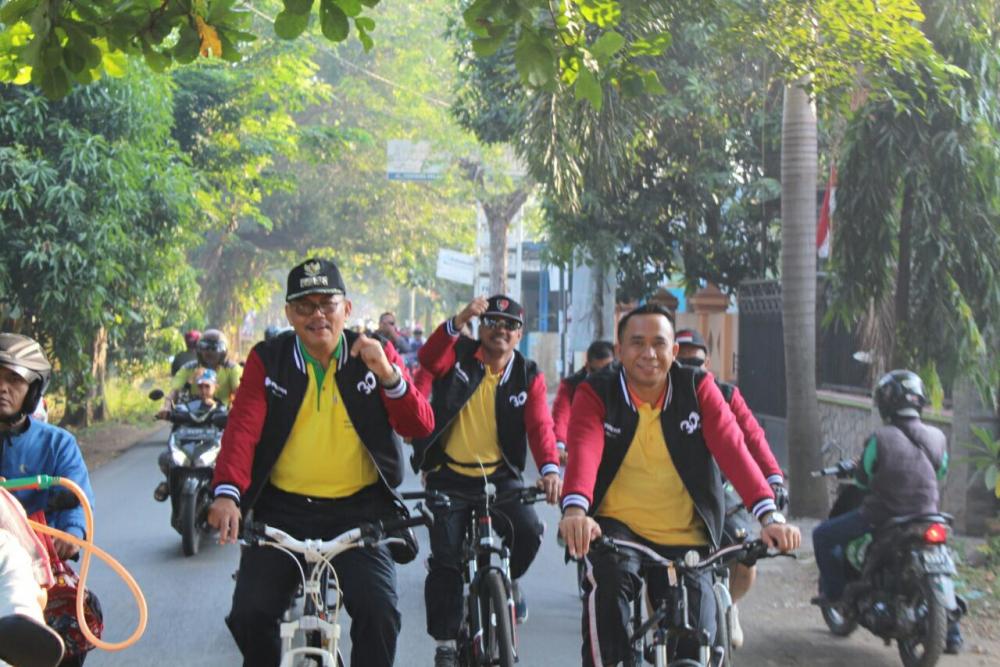 Sepeda Santai Bareng Onthel Tiga Pilar di Batang