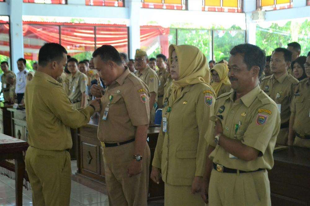 Pertama Kali, Pemkab Batang Lantik Camat Perempuan