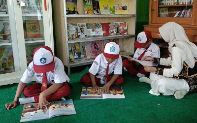 Gerakan Sak Minggu Sak Buku, Ajarkan Mental Anak Kritis