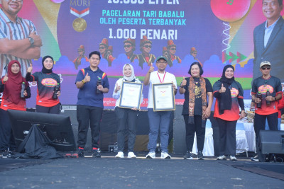 Pemkab Batang Ukir Rekor MURI, Tari Babalu 1.000 Penari dan 10.000 Liter Minyak Jelantah