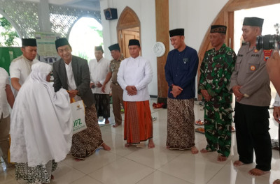 berkah-iduladha-desa-lebo-hadirnya-wakil-bupati-hingga-sapi-kurban-presiden