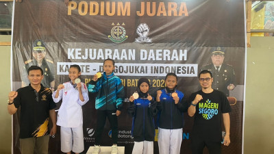 Gojukai Batang Raih 51 Medali di Kejurda Karate Se-Jateng