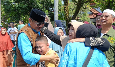 Suasana Haru Iringi Kedatangan Jemaah Haji Batang dari Baitullah