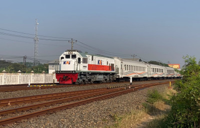Potensi Wisata Ke depan, Bupati Batang Usulkan KA Argo Bromo Anggrek Berhenti di Stasiun Batang