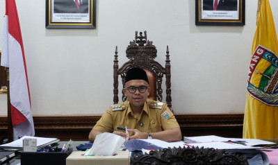 Bupati Batang Tegaskan Area Publik, Trotoar Bukan Tempat Jualan