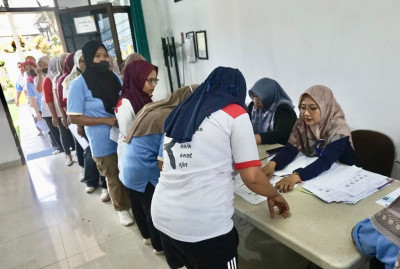 1.926 Warga Batang Terima BLT DBHCHT, Dinsos Pastikan Bantuan Tepat Sasaran