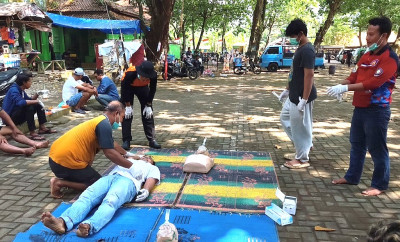 Minimalisir Laka Laut, 30 Pengelola Wisata Pantai Pantura Dilatih Jadi Lifeguard Profesional
