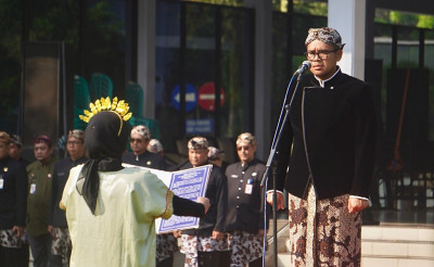 Harganas Ke-33, Bupati Batang Ajak Orang Tua Perkuat Peran Ayah dan Bangun Keluarga Berkualitas