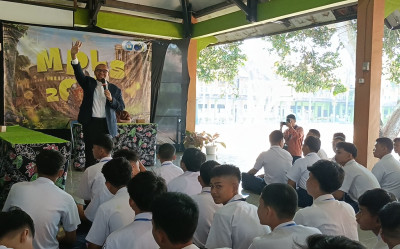 Kunjungi SMAN 2, Bupati Batang Motivasi Pelajar Miliki Kejelasan Rekam Jejak
