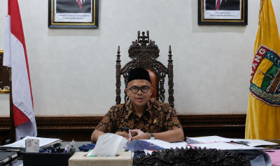 Gebrakan Baru Bupati Batang: Hapus Tradisi Proyek Menumpuk di Akhir Tahun