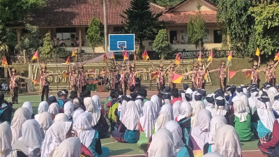SMAN 1 Bandar, Ajak Murid Baru Kembangkan Potensi Melalui Demo Ekstrakurikuler