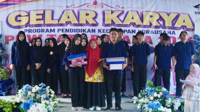 Berita Pemkab Batang LKP Bina Mulya Batang Gelar Karya PKW, Cetak Wirausaha Muda Siap Mandiri