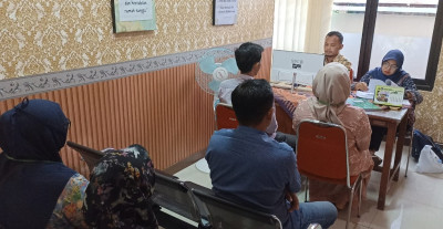 DP3AP2KB Batang Berikan Bimbingan Konseling Pasangan Pra Nikah