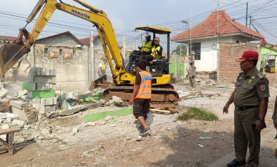Pembongkaran Kios Jalan Pattimura Batang, Awali Persiapan Pembangunan Kawasan RTH