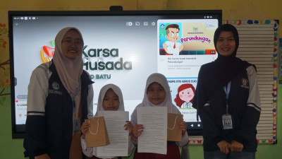 Siswa Kelas Tiga Belajar Kebersihan Tangan dan Kuku Melalui Cerita Dongeng ujung jari