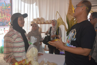Wonotunggal Expo Dibuka, 50 Stan Siap Gerakkan Perekonomian Desa
