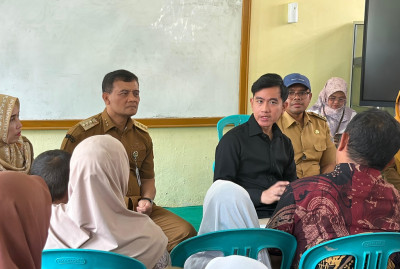 Wapres Pastikan Penanganan Optimal Bagi Korban Keracunan Makanan di Batang