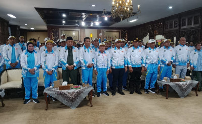 Lepas 258 Kontingen ke Porprov 2026, Bupati Batang Siapkan Rp1 Miliar Plus Bonus Emas Rp45 Juta