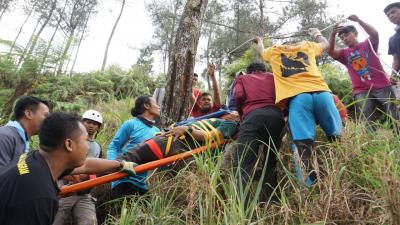 Komunitas Pendaki di Batang Gelar Diklatsar
