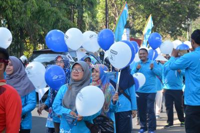 jalan-sehat-bps-batang-gelorakan-sensus-penduduk-2020